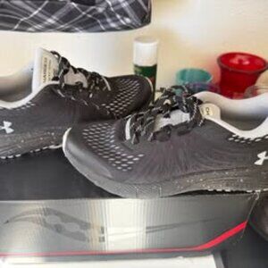 Under Armour Charged Bandit Trail Shoes – Great Condition